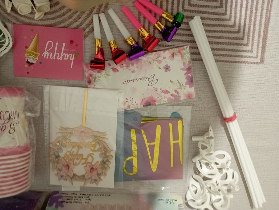 Набір на День народження Єдиноріг: повітряні кульки, декорація, посуд