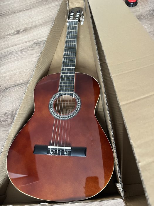 Gitara klasyczna 4/4