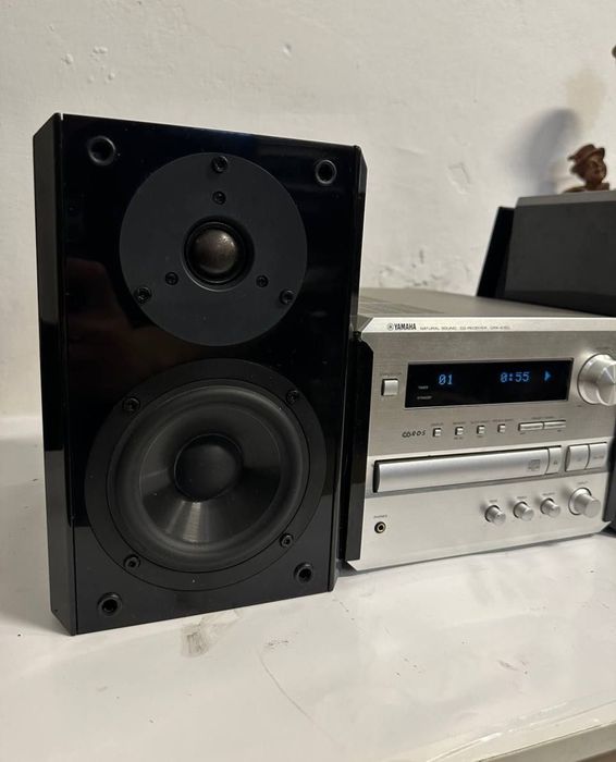 Centrum muzyczne Yamaha CRX-E 150/NX E150 , CD/AmFm