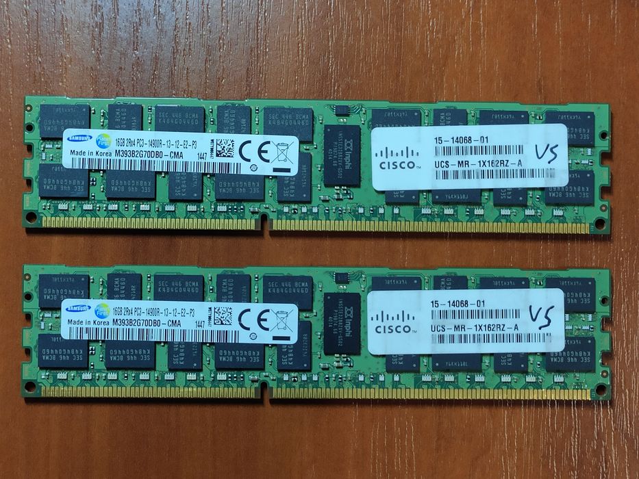 Серверная оперативная память Samsung DDR3 32GB(2×16) ECC REG с частотой 1866МГц для плат X 79 и для плат X99 с поддержкой DDR3