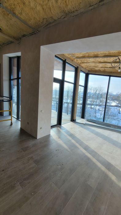 Продаж елітного будинку з басейном р-н  Старе місто