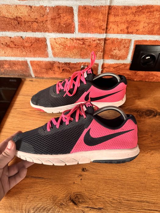 Nike Flex Experience 5