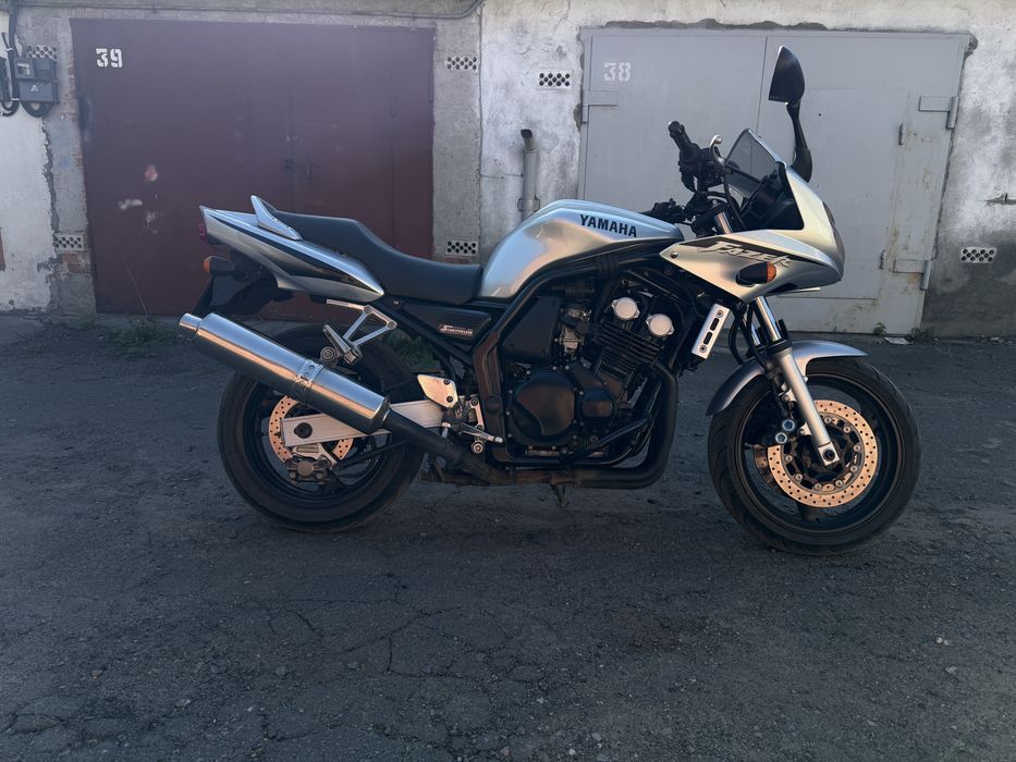 Yamaha FZS6 Fazer 2002