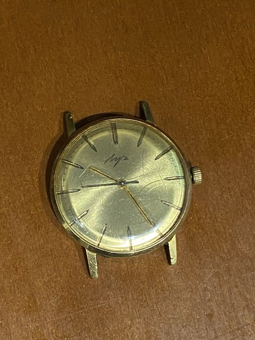 Zegarek Lucz (Luch)