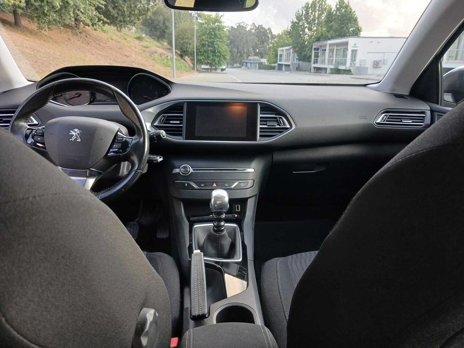 Peugeot 308 II SW