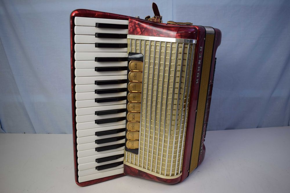 Acordeao hohner Verdi II M 3  Voz,  96 Baixos N .216