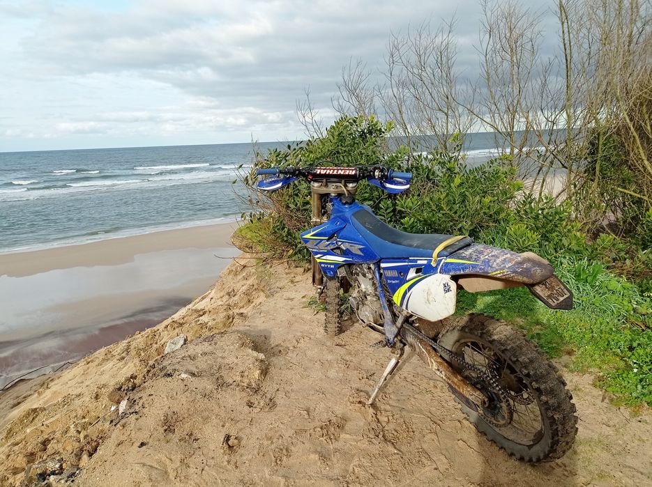 Vendo Yamaha WR 250 de 2007