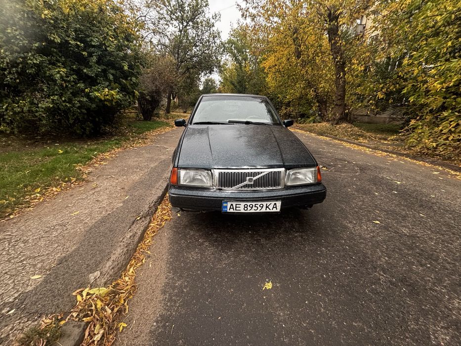 Авто volva 460 бензин