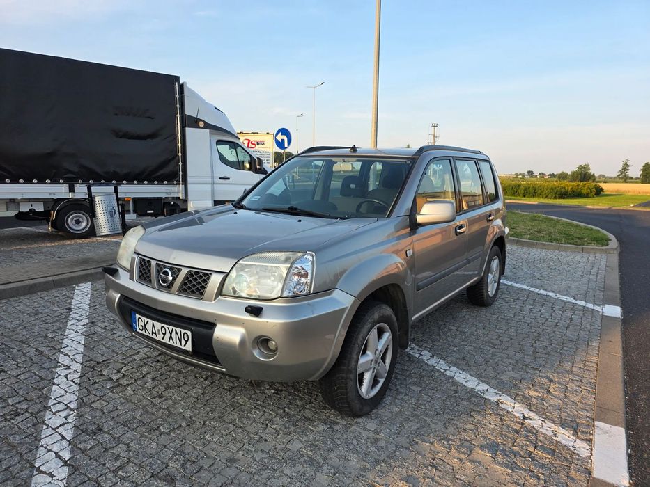 Nissan X-Trail 2 litry benzyn 140 LPG BEZWYPADKOWY  4x4 NAPĘD