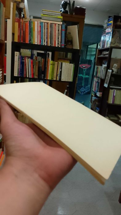 Barragens abóbada: Fundações, projecto e observações dos protótipos