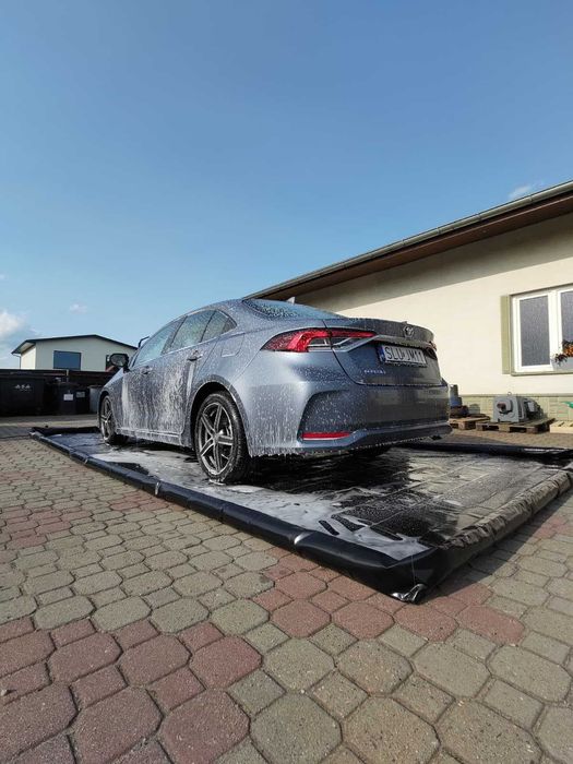 Profesjonalne czyszczenie samochodów