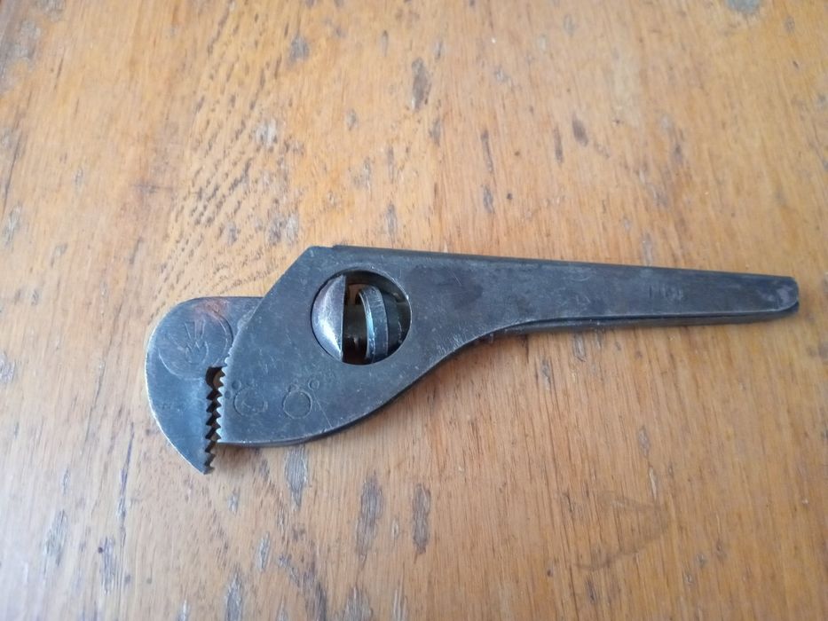 Ключ разводной довоенный