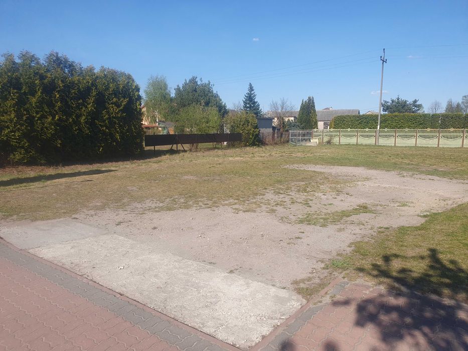 Wynajmę teren z lokalem handlowo-usługowym