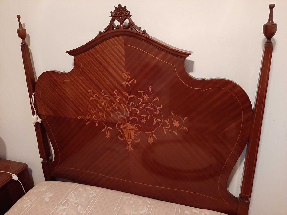 Cama + Mesa de Cabeceira + Cadeira Estilo D.ª Maria madeira qualidade