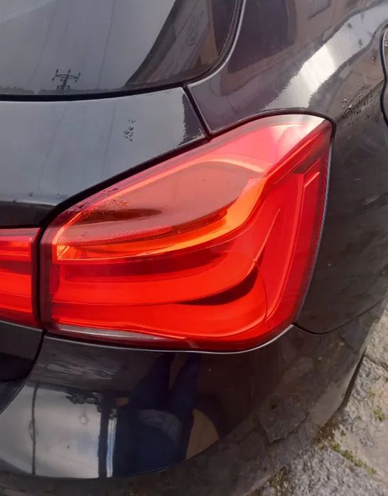Farolim Direito BMW 120D F21 2015