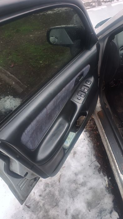 Продам Мазду 626.