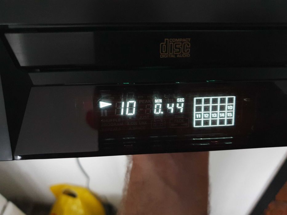 Odtwarzacz cd sony CDP-XE270