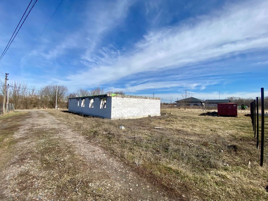 Продам недобудову 150м2+ гараж30м2, 10 соток