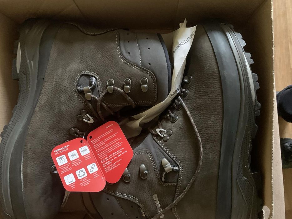 Чоловічі тактичні черевики LOWA Tibet Superwarm GTX Vibram Artic Grip