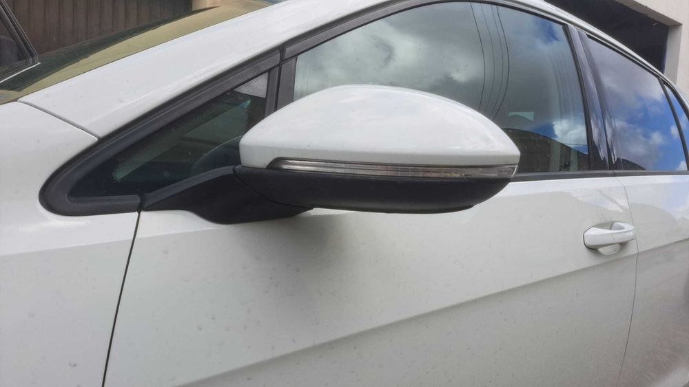 VW Golf VII 1.6 TDI - Para Peças