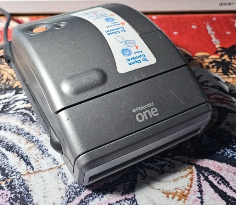 Polaroid  One  na wkłady 600