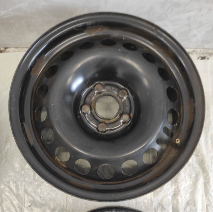 Felgi Stalowe OPEL R 16 5x105 otwór 56,6 Bardzo Ładne