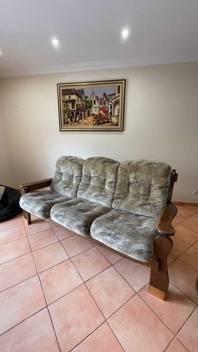 Sofás de madeira maciça