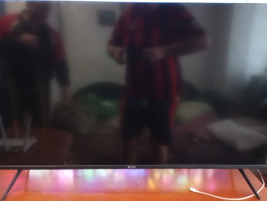 Продаж телевізора Ківі на запчастини