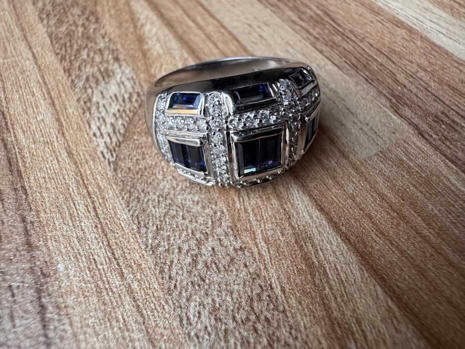 Золотое сапфировое кольцо , в белом золоте 585 с бриллиантами