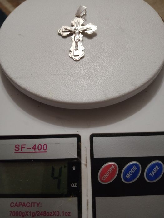 Продам серебряную цепочку