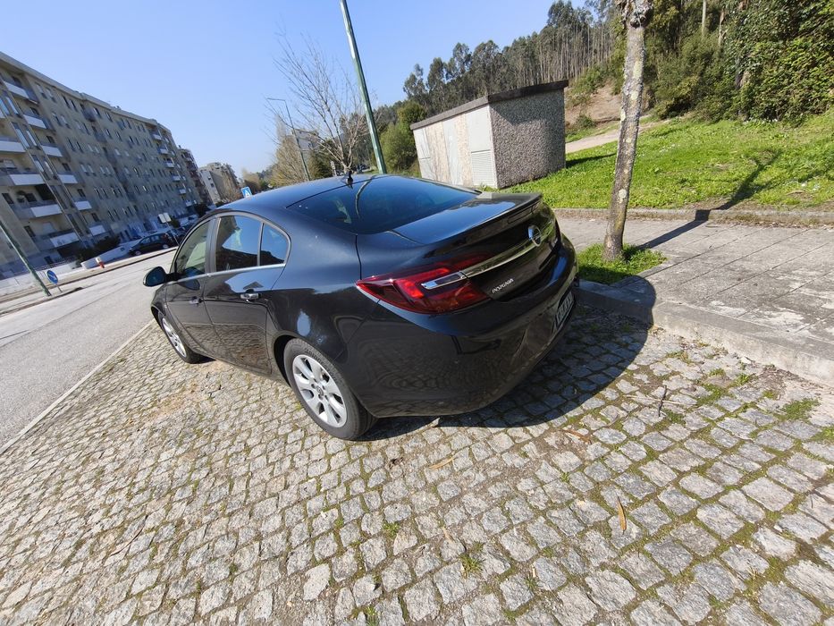 Opel Insignia 1.6 CDTI 136cv – Muito Estimado | Histórico Completo | Excelente Familiar