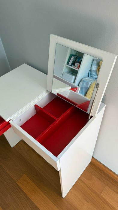 Toucador branco IKEA