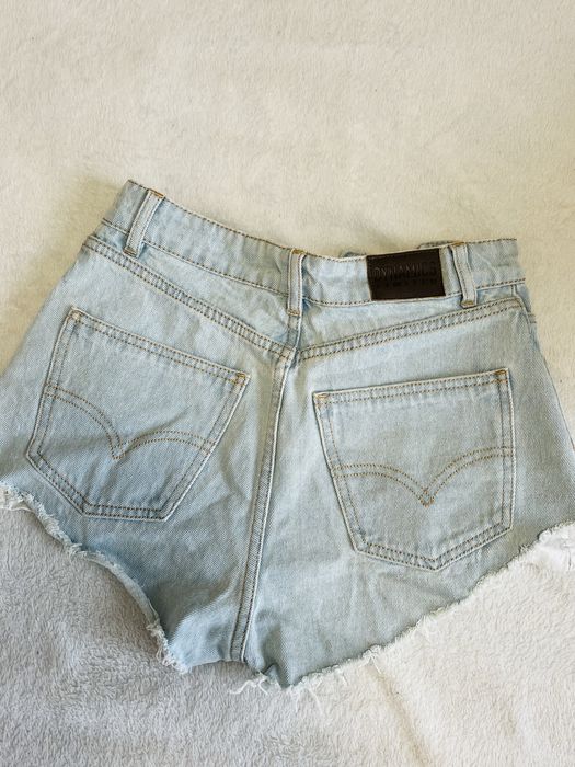 Джинсові шорти жіночі