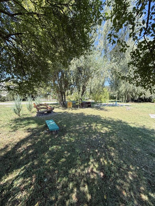 Продаж дачі з двома будинками в Хвильово-Сорочин біля озера