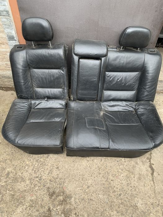 Продам сидіння шкірянні е 30