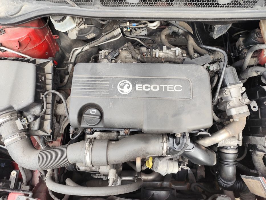 Opel Astra J 1.7 CDTI 110KM silnik, jeszcze w aucie