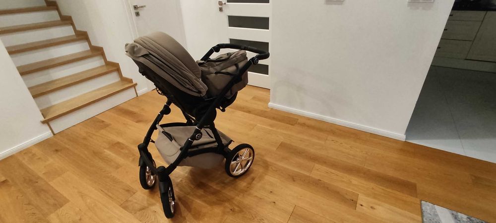 Wózek diecięcy 2w1. Junama Termo Tex. Jak nowy.