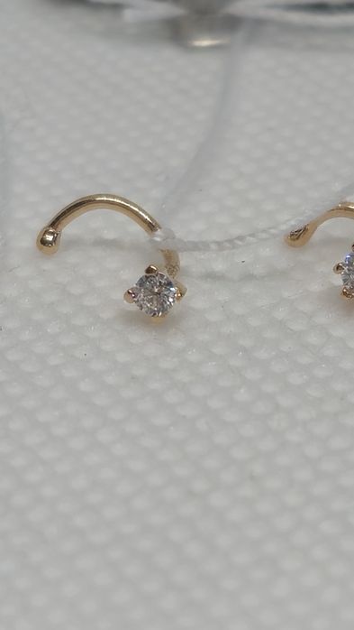 Пірсинг для носа з червоного золота. Нові. Favoritum.