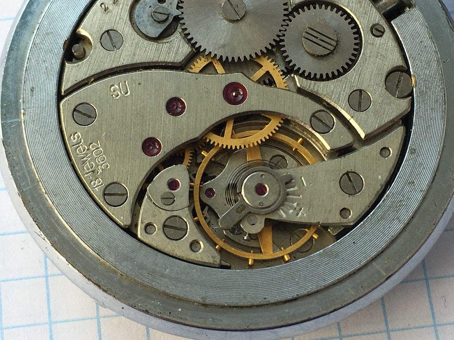 Часы карманные Молния СССР под восстановление - живой баланс