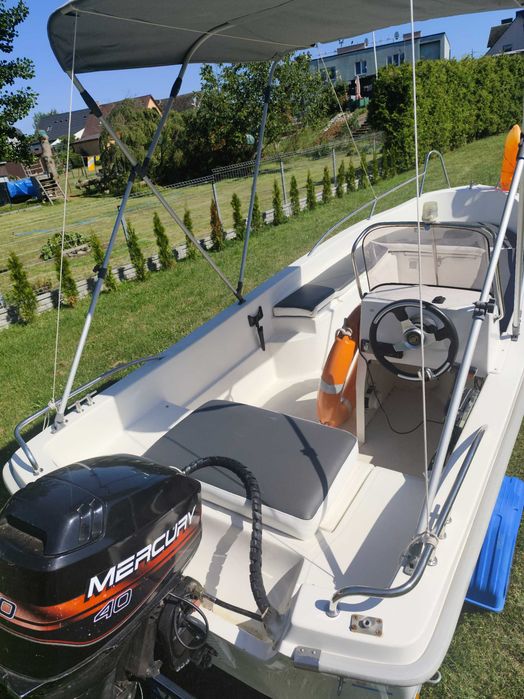 Sprzedam łódź motorową typu open