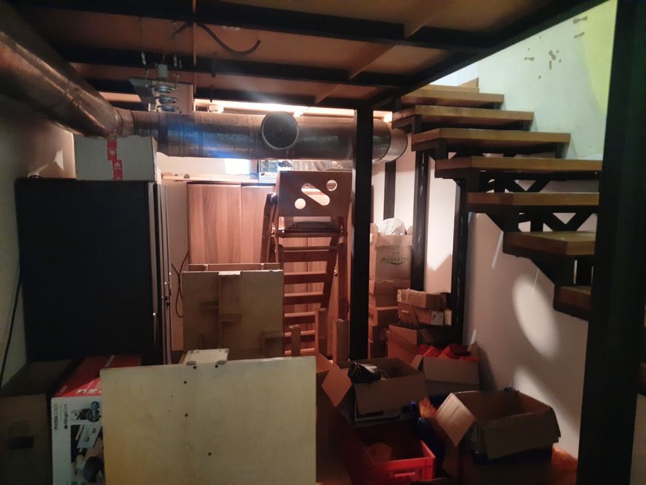 Оренда приміщення вул.Стельмаха,ремонт, 2 окремі входи,метро Голосіївс