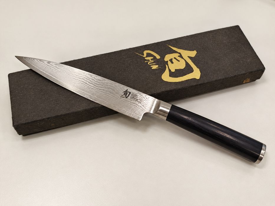 Kai Shun Classic DM-0701 15 cm – Faca Japonesa Damascus
