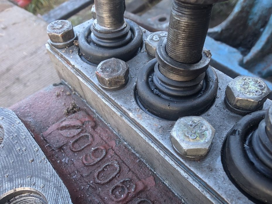 МТЗ розподільник р80 ЮМЗ Цс 100 Навіска д240/д243/д245 р80 нш32