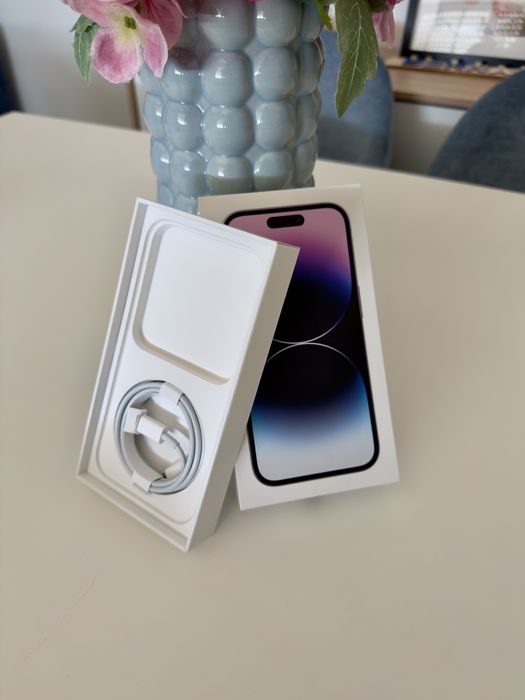 Iphone 14 Pro Roxo Escuro