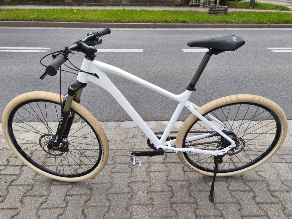 Rower Poison Zyankali na pasku Gates Carbon Drive