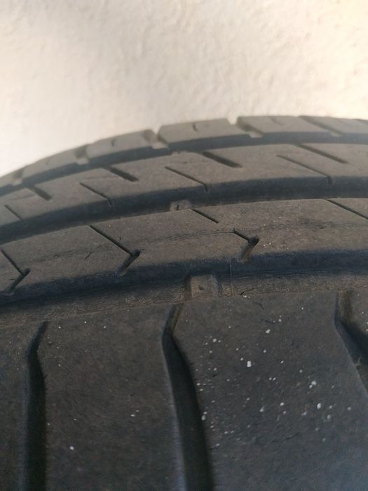 Продам комплект летней резины 205/70/r15