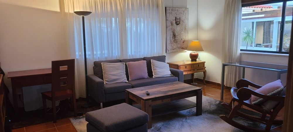 Arrenda-se T1 mobilado em quinta isolada na Serra Buarcos