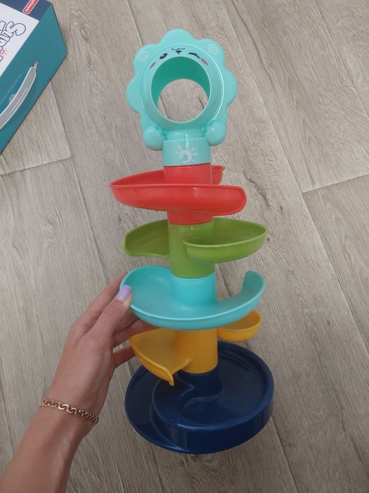 Игрушка 6м+ в идеальном состоянии