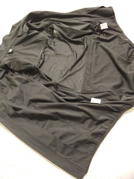 Демисезонная куртка жилетка L