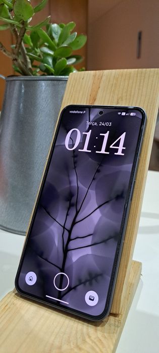 Nothing Phone 2 IMPECÁVEL